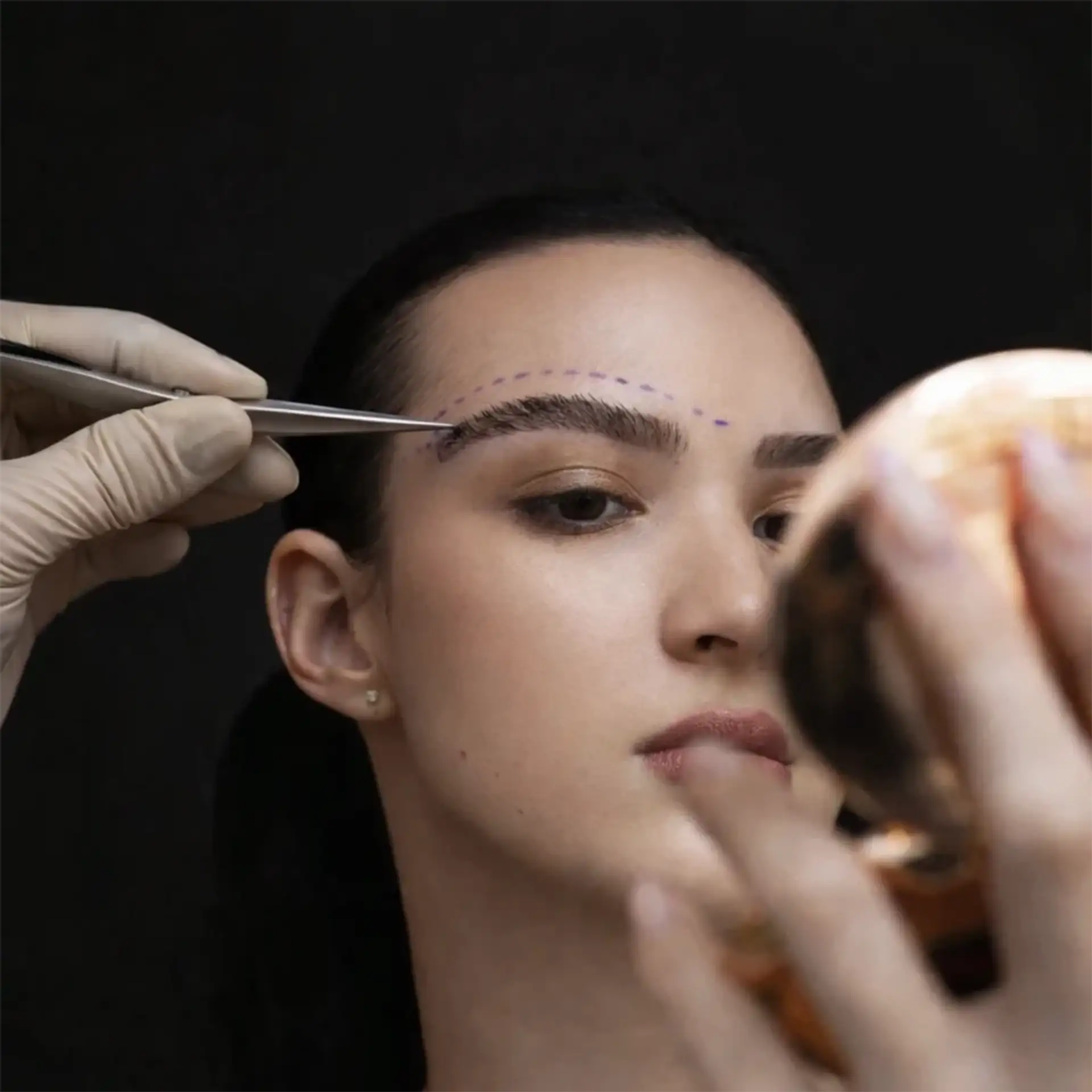 personalização-da-estrutura-facial-das-sobrancelhas
